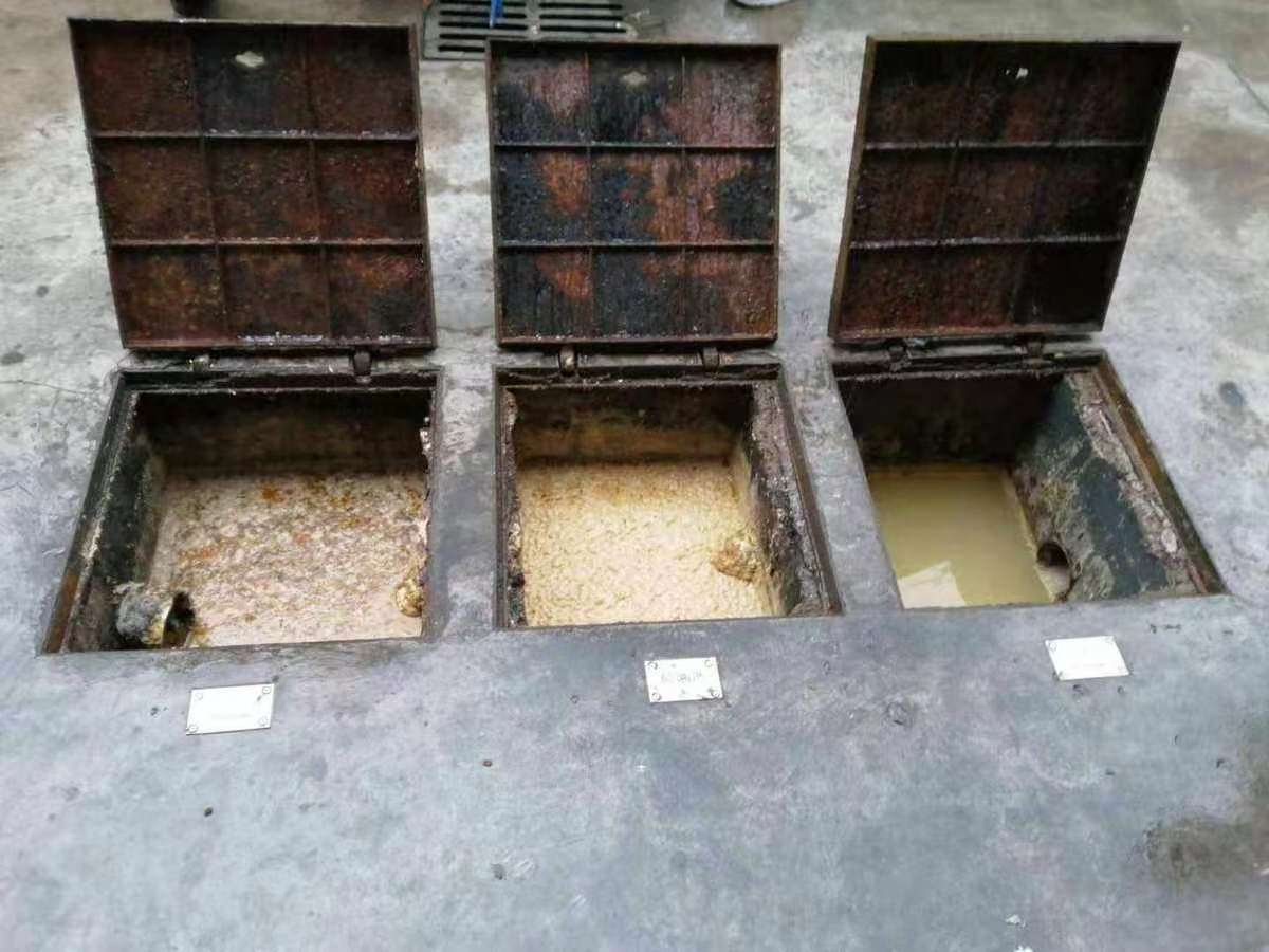 广华办事处清理隔油池-污水池清掏