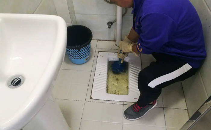 广华办事处疏通蹲坑